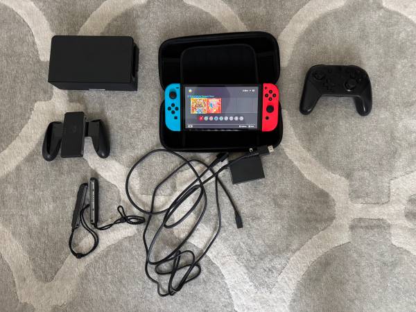 Switch OLED Red and Blue 1