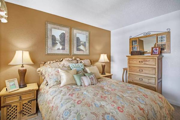 $1,750 / 3br - 1109ft2 - Fabulous 1109 sq ft 3 bed / 2 bath, great spot near public transport (Las Vegas)63907026622082123