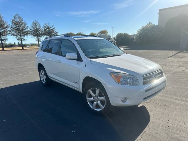 2008 Toyota RAV4 SUV V6 Limited 4WD - $8,500 (Santa Rosa)63471062730369122