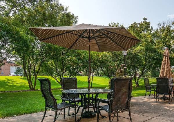 $1,594 / 2br - 970ft2 - 2BD 1.5BA, Ceiling fans, Underground Heated Parking (4141 Parklawn Ave, Edina, MN)63990385476610124