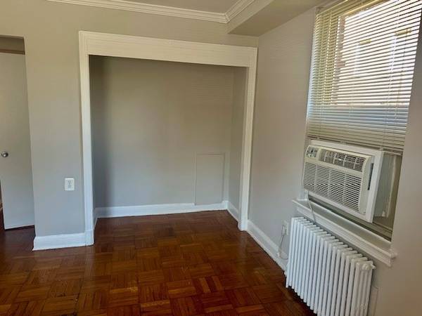 $1,599 / 447ft2 - SAVE ON UTILITIES! STUDIO, OLD TOWN ON SPECIAL (Alexandria)63896034286467121