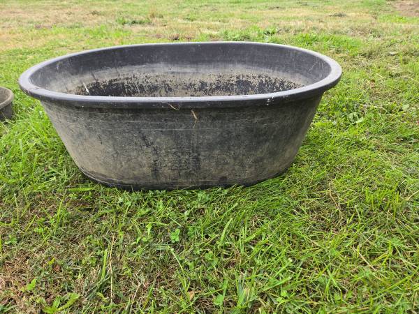 40 gallon livestock waterer 1