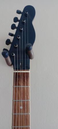 T- style neck through electric guitar - $100 (Pompano Beach)63471211579651124