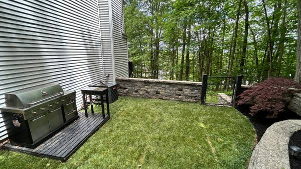 $600,000 / 3br - 2005 Colonial63989074338435124