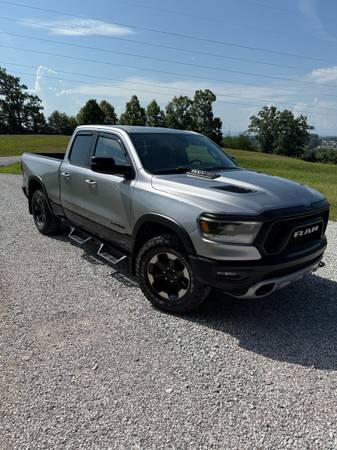 2020 Ram Rebel 4WD Quad Cab, 5.7 HEMI - $33,900 (NE Knox)63625152251649128