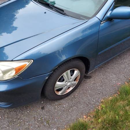 2004 Toyota Camry LE 2.4l - $3,500 (Hudson)63615521242755120