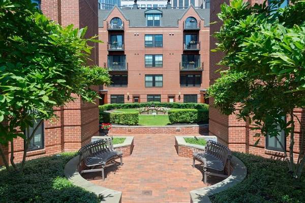 $5,020 / 2br - 945ft2 - Gabinetes de madera dura, techos de 9 pies, barra de desayuno (Boston)63856229495427124