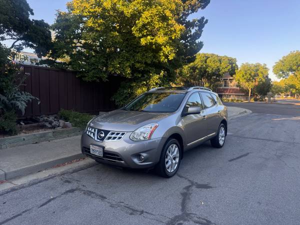 2011 Nissan Rogue SV AWD - $5,600 (palo alto)63617123823745124