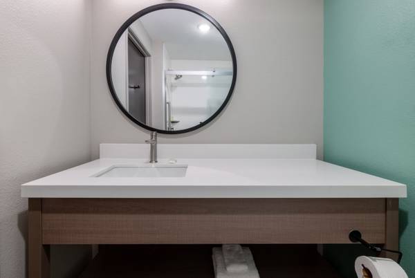 $1,767 / 1br - Accessible Public Entrance, Express Check-out, Pet Friendly (1100 Clinchfield St, Johnson City, TN)63794509810179123