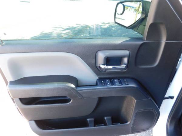 2018 Chevrolet Silverado 1500 4x4 - Photo 12