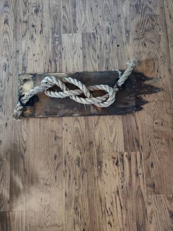 Rustic Wooden Rope Knot Wall Hanging 1