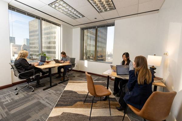 $649 Private Office Space -- All-Inclusive Pricing (Chicago, IL)63781678338817122