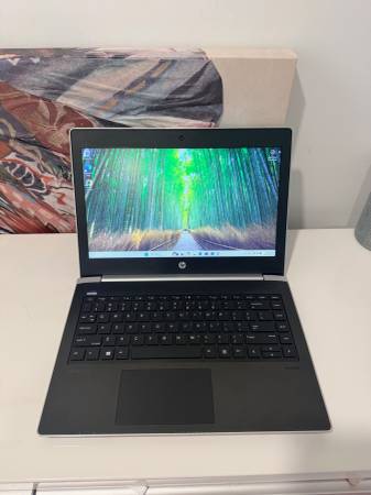 HP ProBook 430 G5 (13”) – Core i5 / 8GB RAM / 256GB SSD –Clean & Ready 1