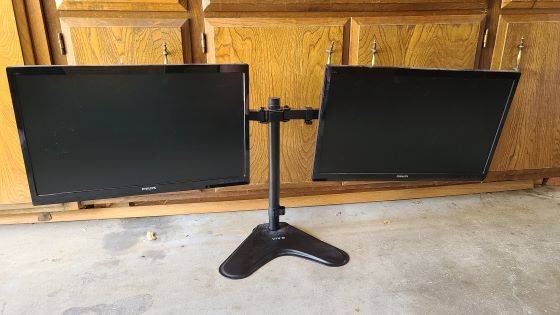 Philips 246V5L 24" 1920x1080 HDMI Monitors X 2 1