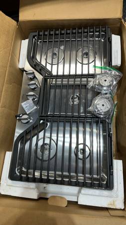 Whirlpool Gas Range Top 1