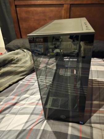 Cyberpower gaming desktop case 1