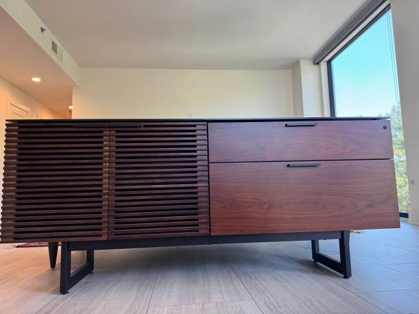 Buffett (Storage Credenza) 1