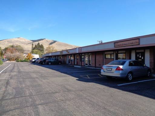 $1,525 / 1150ft2 - Great Centrally Located Office/Retail Space! (Missoula, MT)63657027020673121