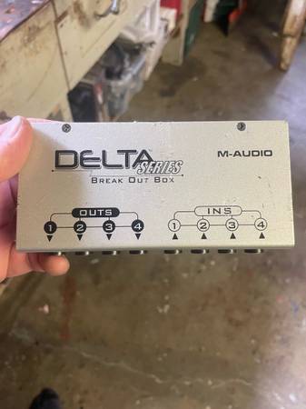 M-audio break out box 1