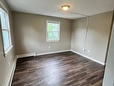 $891 / 2br - Wow! A fantastic single-family home neighborhood (NH)63656178403843121