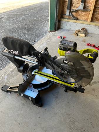 10” ryobi 18v compound mitre saw 1