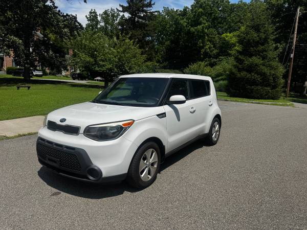 2015 Kia Soul GL 85.000 millas - 6.200 USD (Wappinger's Falls)63436937388163121