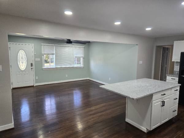 $2250.00 / 3br - 1152ft2 - Charming 3 Bed, 2 Bath Single Family Home in Glen Allen - $2250/mo64027112098690124