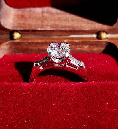 1.48CTW. Platinum Iridium IGI 1.23ct. E VVS2 Diamond Engagement Ring - $2,750 (Powers Lake)63441466901635120