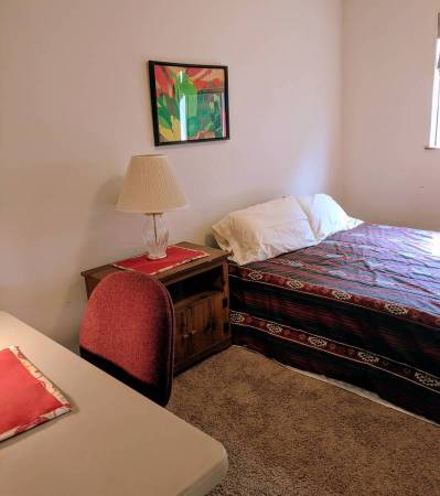 $800 / 1br - 130ft2 - Nice Clean Sunny Room in Geneva/Bellingham (Geneva)63935321528834123