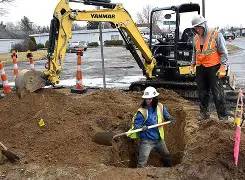 Equipment operator, pipe layer 1