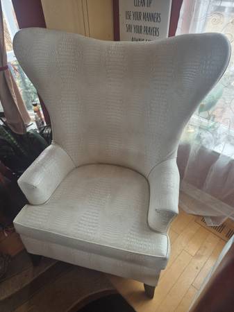 Like new tall wing back chair 1