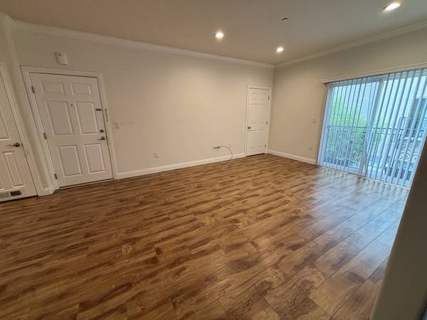 $2,395 / 2br - 950ft2 - Large 2+2 in Beautiful Tujunga (Tujunga)63876484182275124
