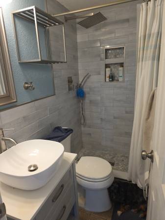 $600 / 4br - 1500ft2 - Nice Room Avail in a week or so St Pete 33713  Cool Positive Vibes (St Pete)63991085436163124