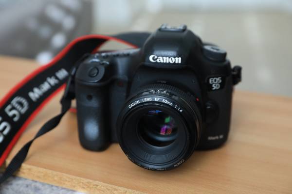 Canon EOS 5D Mark III body with Canon 50mm f/1.4 lens 1