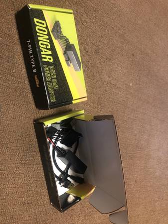 Two Dongar Dash Cam Power adapter 7 pin Type B 1