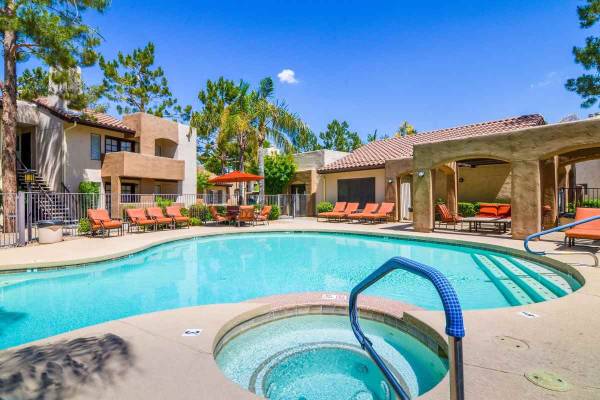 $1,805 / 3br - 1110ft2 - Unwind from your busy life in our garden-style 3 bed / 2 bath! (Scottsdale)64047709805825121