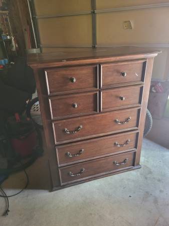 Solid wood dresser 1