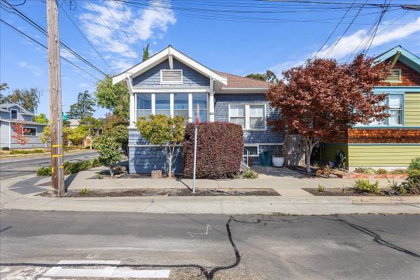 $3,700 / 2br - 3225 Madison Street - 2 bedroom | 1 bath | Single family home (alameda)63880014339585120