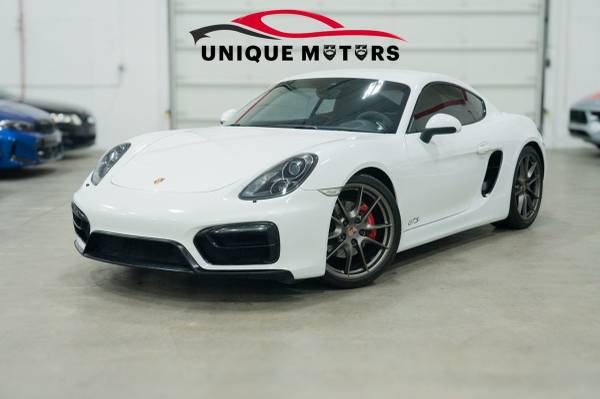 2015 Porsche Cayman  GTS Coupe 1