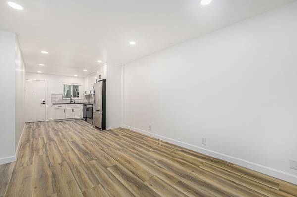 $3,300 / 3br - 137 Montecito Ave #304 - 3 bedroom | 1 bath (oakland lake merritt / grand)63880013210753124