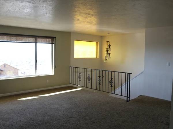 $1,295 / 3br - 2378ft2 - Three bedroom, two bathroom Twin Home. (Saint George)64020364263169122
