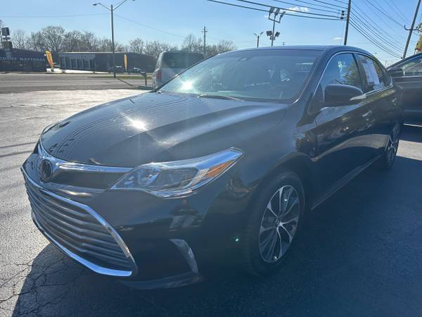 2017 Toyota Avalon XLE Premium (Natl) - $14,900 (1634 NW Broad St Murfreesboro, TN 37129)63621550584195122