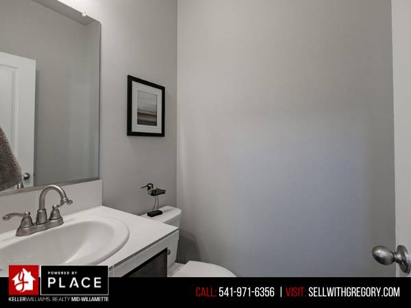 $419,900 / 3br - 1465ft2 - Fresh, Modern Living Minutes from Foster Lake (Sweet Home OR)63624669123971124