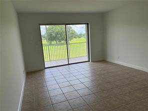 $1,900 / 1br - 997ft2 - UPDATED ..GOLF COURSE VIEWS.. SPACIOUS 1 BED, 1.5 BATH CONDO (COOPER CITY)64049279122561123