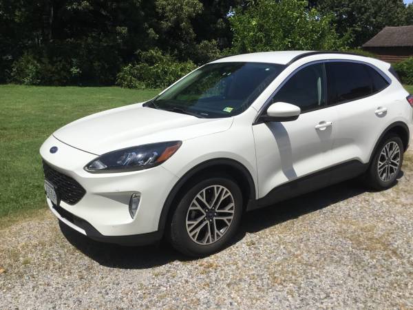 Ford Escape 2020 - $18,000 (Virginia Beach)62864339197186121