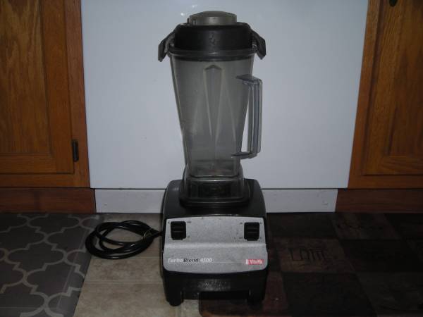 Kitchen Blender 1