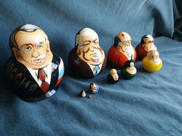 10-piece nesting doll figurine set/matryoshka/Russia Soviet Rulers 1