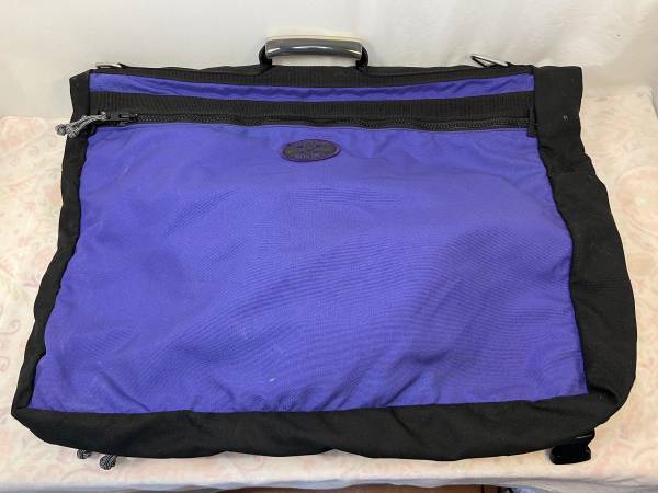 Garment Bag 1