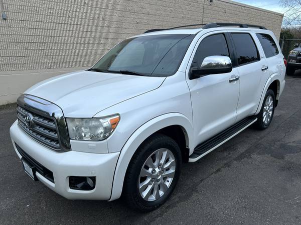 2016 Toyota Sequoia Platinum 4WD 5.7L V8 --Título limpio, completamente equipado-- - $28,995 (kirkland)63613978845441120