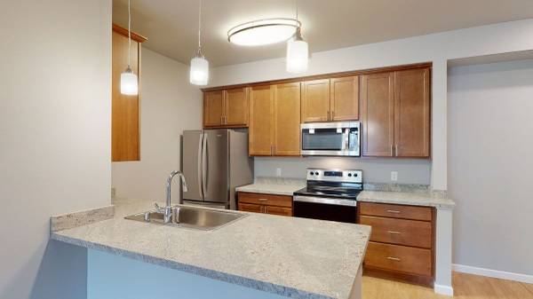 $1,878 / 2br - 935ft2 - $1000 Off First Month! (Wenatchee)63690611417985124